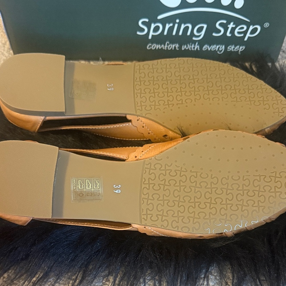 Spring Step Women's Tan Woven Leather Slingback Loafers - Picture 8 of 11